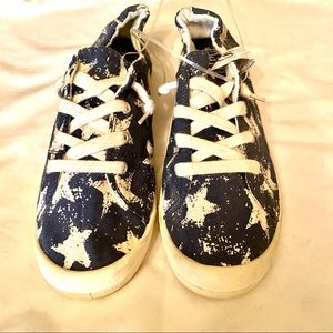 Stars Sneakers/Tennis Shoes